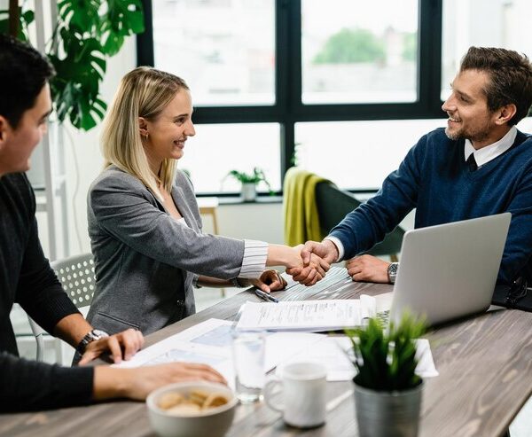 How to Choose the Right Insurance for Your Small Business | Expert Tips